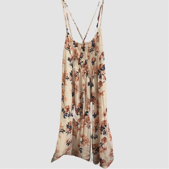 COPY - Beautiful Abercrombie & Fitch Mini Cami Dress Woman’s Petite White Floral - Picture 8 of 8